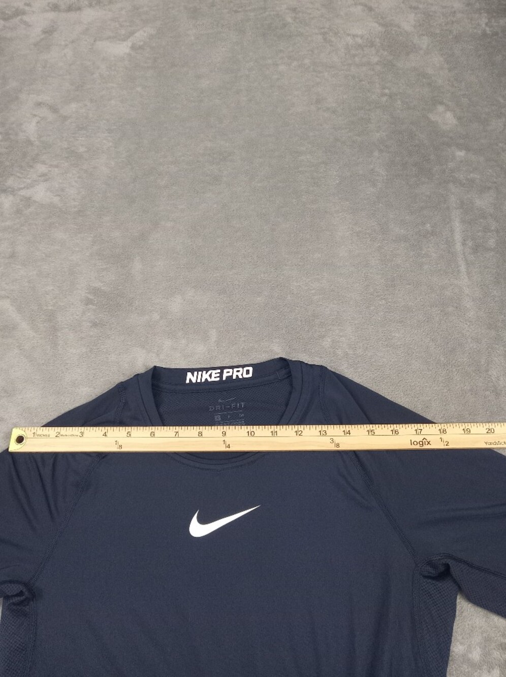 Nike Pro Men's Dri-FIT Short Sleeve Tee - Black with White Swoosh Size Small - Picture 7 of 11